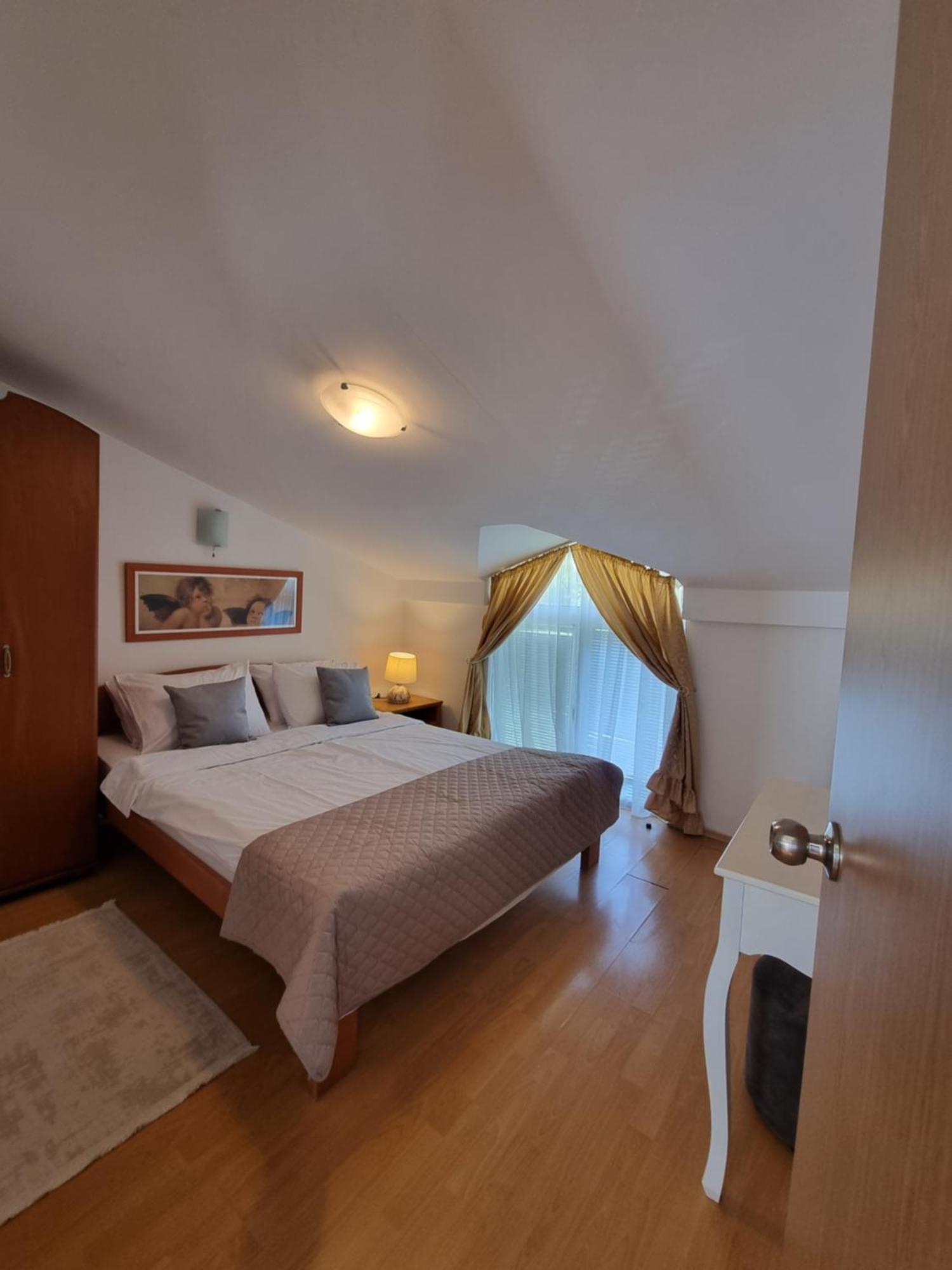 Apartments Villa Marija Петровац Экстерьер фото