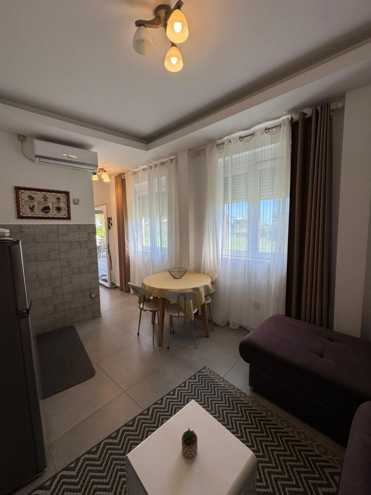 Apartments Villa Marija Петровац Экстерьер фото